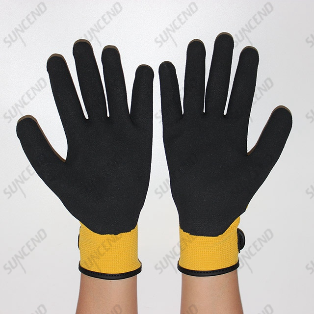 Terry Liner Nitreile Sandy Coated Winter Gloves with Velcro Wrist 