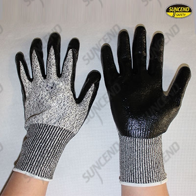 13gauge HPPE liner nitrile palm coated cut resistant gloves 